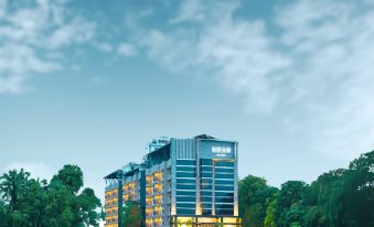 Noah Sky Suites