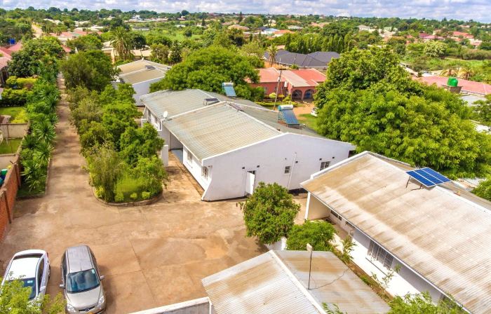 Spendwise Lodge and Apartments