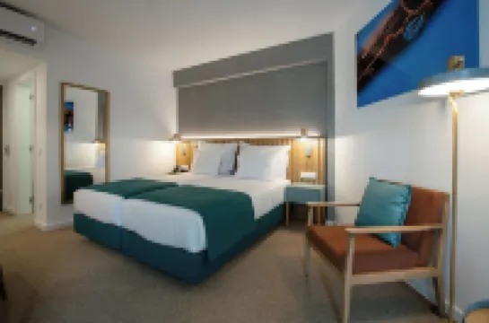 Rochavau Hotel Hotels near Praia Da Rocha