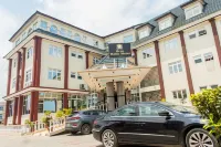 Gran Melia Hotel Hotels in Sangotedo