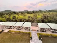 Hotel Kesarinandan Parkway Hotels near Eklingji Temple