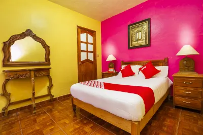 OYO Posada de Los Angeles, Pátzcuaro Hotels near La Mano Grafica