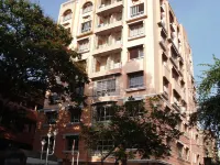Malik Guest House Các khách sạn gần Đài tưởng niệm Shaheed
