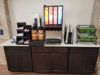 彼得堡街溫德姆速 8 飯店 皮內拉斯帕克住宿飯店