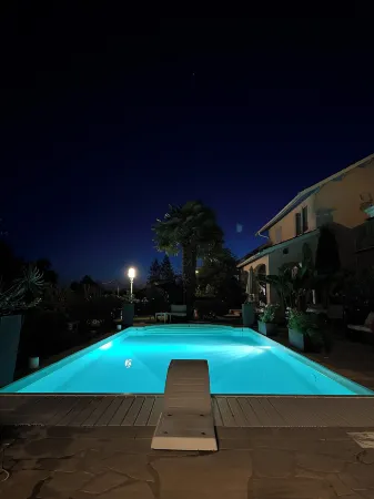 Domaine de la Provençale Отели в г. Виньё