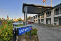 Crossroads Inn - Downtown Sacramento - Motels