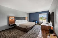 Quality Inn & Suites Hotel di Manhattan