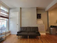 Entire House 1BD King Bed near Downtown - Hot Tub