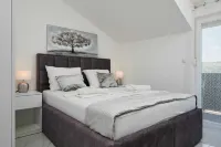 Apartmani Knezovic - Homestays