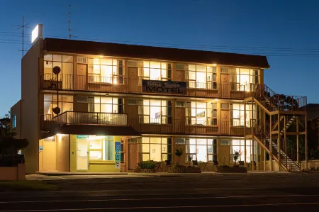 Blue Seas Motel Отели в г. Порт-Линкольн