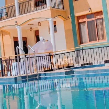 HOTEL DE SILVER BOTIQUE KiGALi