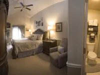 Black Bear Manor Hotels in Ouray County