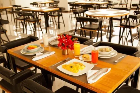 Hotel Santa Sofia Отели в г. Йербабуэна