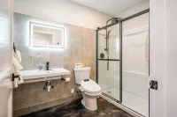 Melwood Suites Unit 104 Studio - Apartments