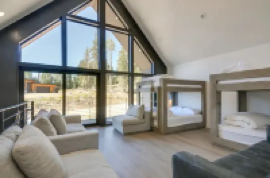 Alpine Mountain Escape