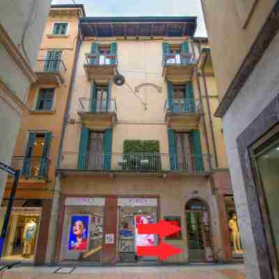 You & Me Corporation Home Verona Centro Hotel Exterior