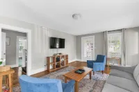 Renovated Mins to BHM CrossPlex-Central Park Chic