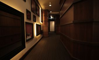 Hotel Uguisudani Club