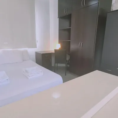 17 MAK - Stay Universal Studio Hotels near Engomi Park