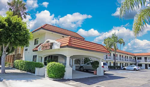 Hawthorne Plaza Inn Near LAX Hotels in Hawthorne