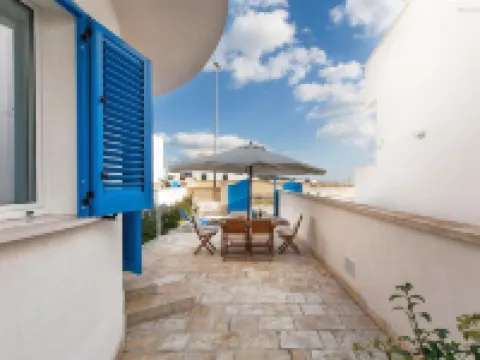 314 Casa Fronte Mare a Pescoluse Hoteles en Marina di Pescoluse