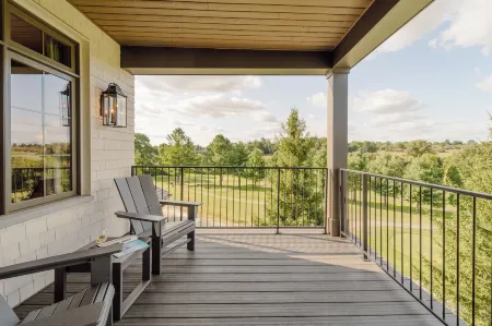 The Penrose Suites Отели рядом с достопримечательностью «St. Marys Golf & Country Club»