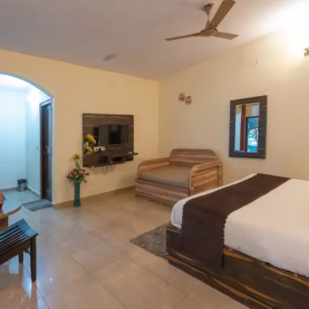 Corbett Evergreen Resort
