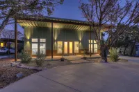 Serene Getaway Nestled in the Tx Hill Country! Hôtels à : Canyon Lake