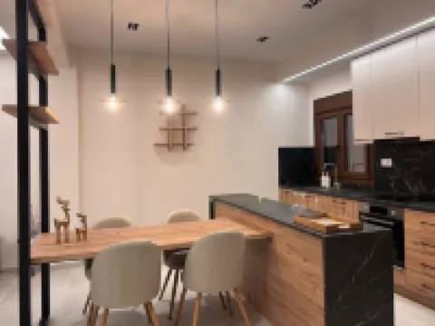 อาเบเต ลักชัวรี อพาร์ตเมนต์ โรงแรมในMetsovo