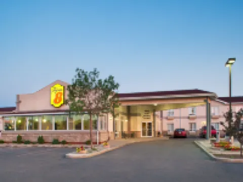 Super 8 by Wyndham Brandon MB Hoteles en Brandon