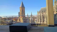 Huswell - Sunny Terrace with Harbour View - 5-Min Walk to Station