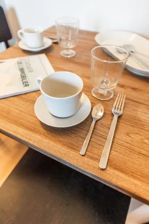 Les Tonnelles Отели в г. Севрие