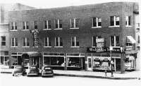 William Watson Hotel - 3-Star