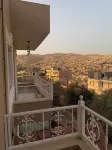 Eighth Wonders Hotel