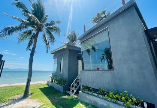 핫 린 해변의 풍경