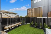 Modern 2BR Townhouse in Mission Bay Hotels in Mission Bay