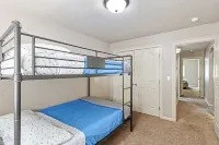 Family home in desirable neighborhood with pool ac Hôtels à : Eagle