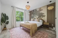 6BD/3BA Designer Oasis Sleeps 14 ATL Metro Hotel di Stonecrest