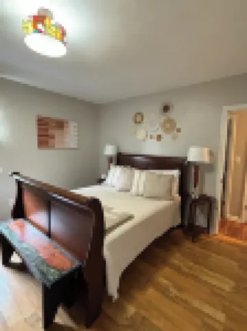 Riverside Retreat ~ One Story ~ 3bd/2ba ~ Steps to the River & Main St