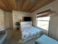 Charming 1bd/1ba ocean front condo complex in New Smyrna Beach with beach access