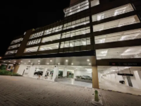 山景和主題公園景觀的舒適套房 住宿飯店