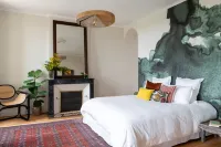 Maison Groleau Hotels in Saint-Savin