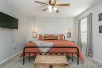 Emery’s Place GAME ROOM, 4BD 2BR near Palo Duro Canyon