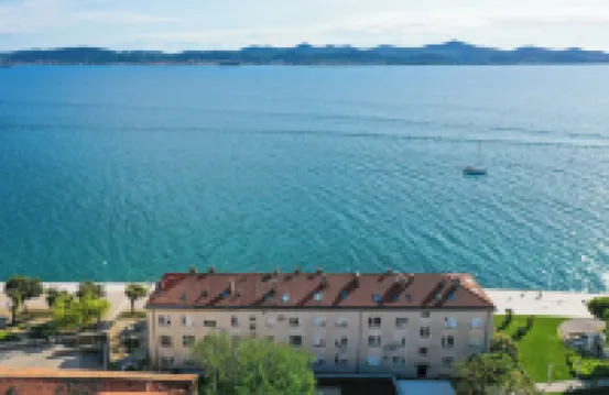 Mona Lisa's View in Zadar Old Town - pantai