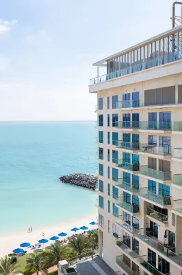 Luxury Beachfront Marjan Island Hotel a 