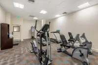 Clarion Hotel Anaheim Resort - نادي رياضي