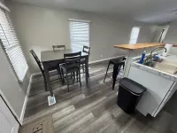 Cozy home in charming Norwalk with AC, WiFi. Cedar Point/Summit Race//Sports Par Hotels in Norwalk