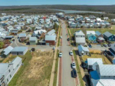 Carlton Landing Vacation Home - Perfect Getaway Spot!