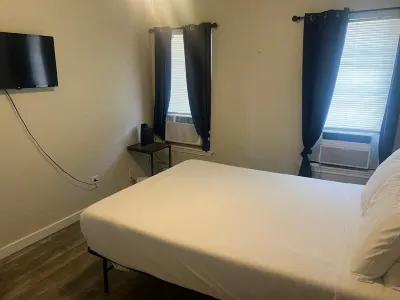 Apt #3/10 from Refineries Hotels near Garden Center at The Home Depot