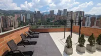 Triple Apts: 9BR, 6BA by Medellín, Dining, Nightlife, Fast Wifi & Self Check-in